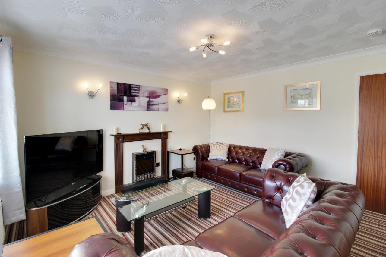 Cedar Drive, - 1 To 4 - Self Catering * Holbeach